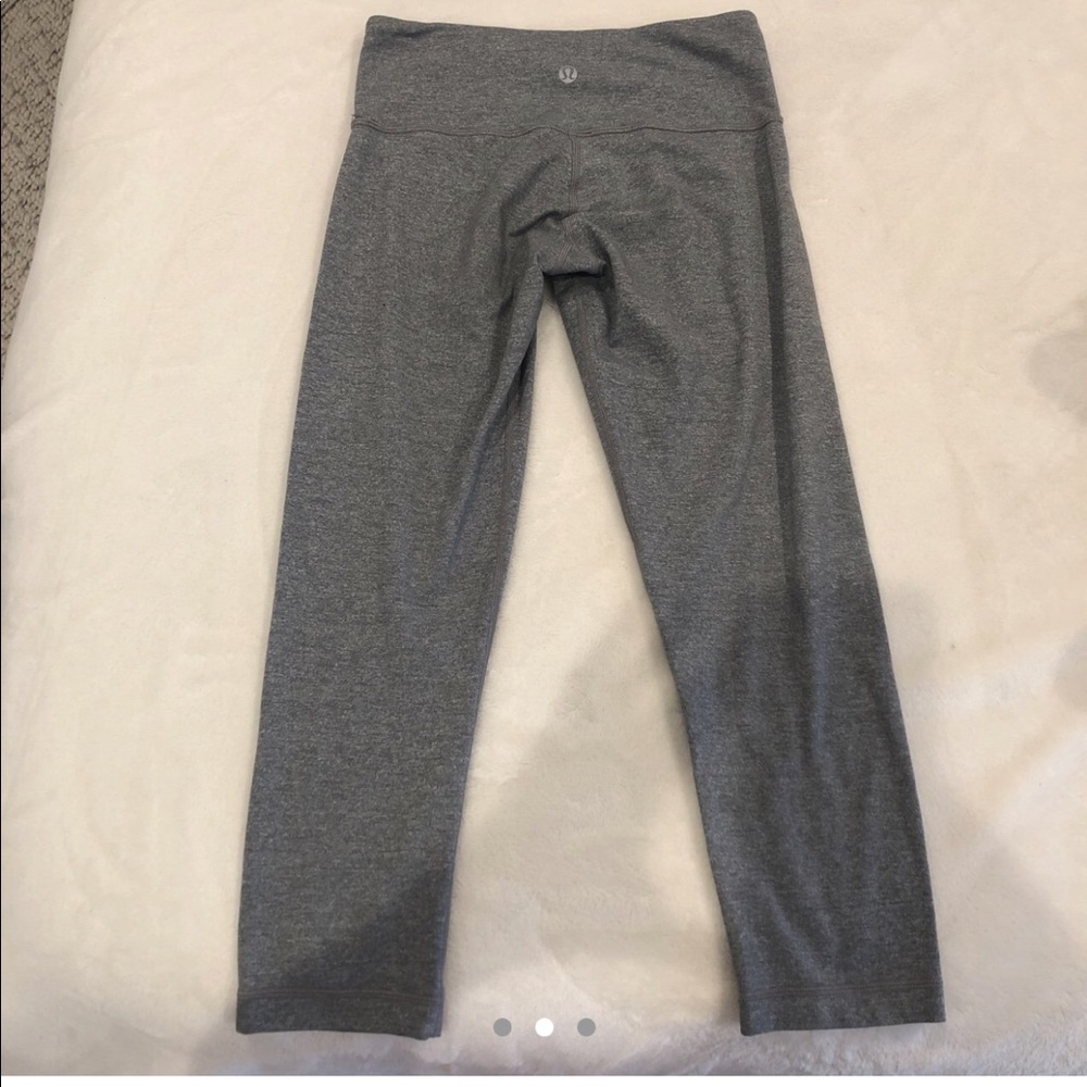 Lululemon Capri pants - Picture 3 of 3